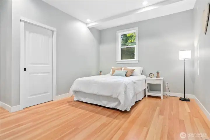 Room to spread out! Walk-in closet behind door.