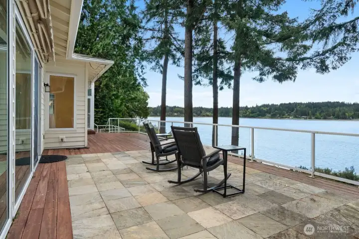 Plenty of room for outdoor entertaining