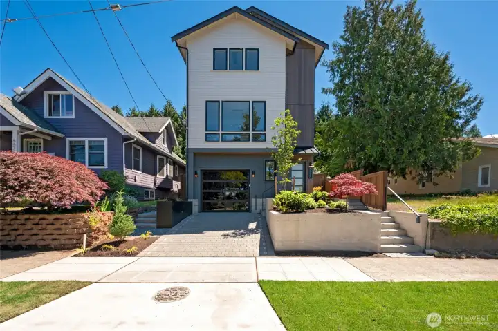 New Ballard residence with tons of natural light and set above street level for added privacy