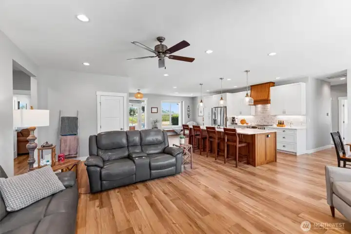 Open floor plan great for entertaining.