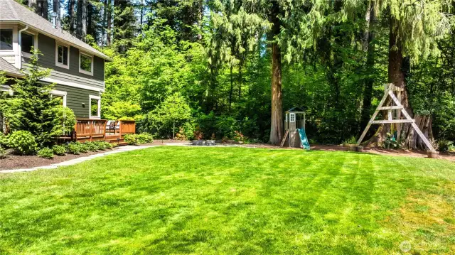 A firepit and deck provide hours of outdoor fun!