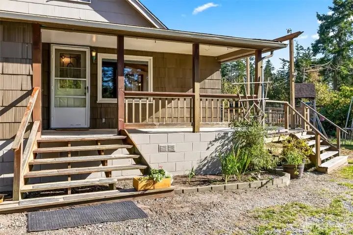 Front deck