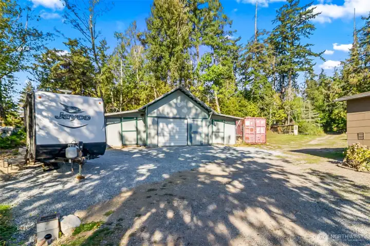 Large garage and plenty of RV parking