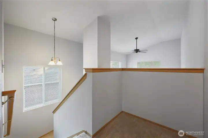 Small loft area on second level ...