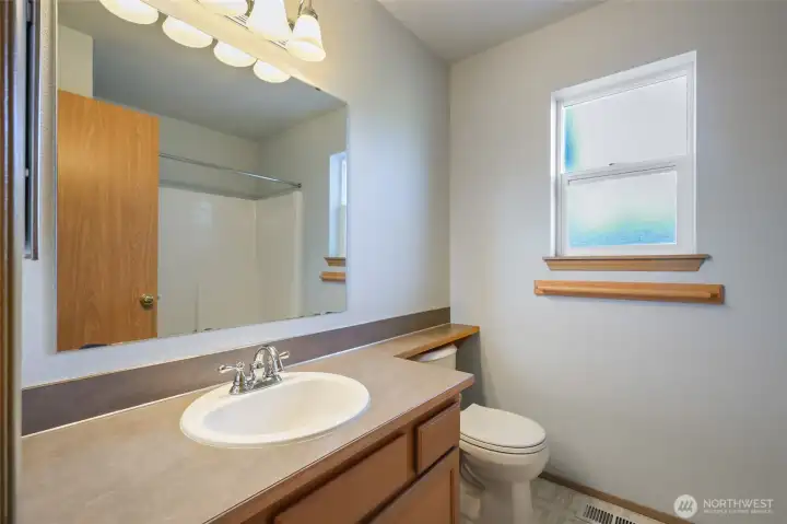 Full bath off main hallway on second floor...