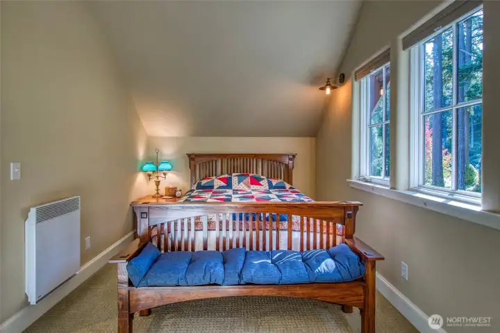 The front bedroom has a vaulted ceiling which feels cozy and spacious simutaneaously.