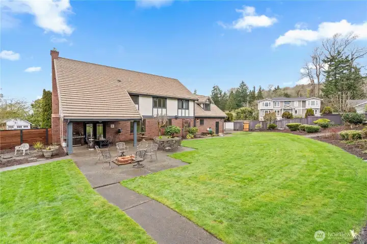 A look back from the pool area to the home and the covered patio!