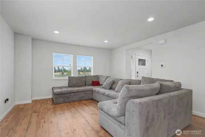 Living Rm