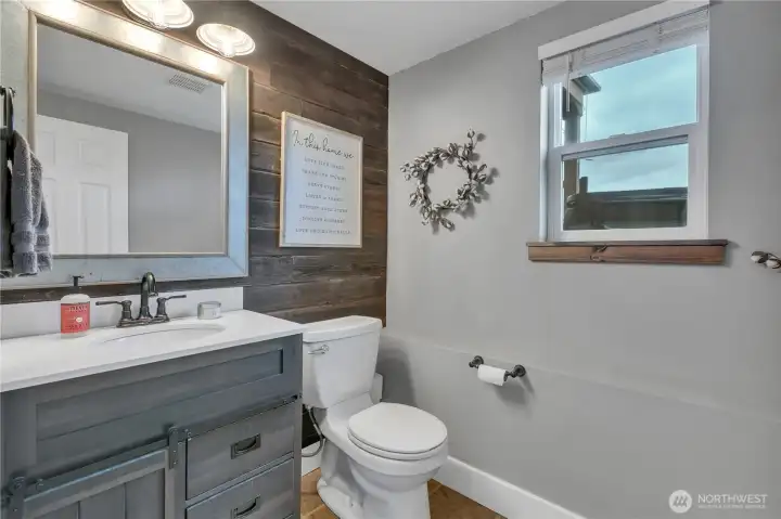 Half bathroom downstair