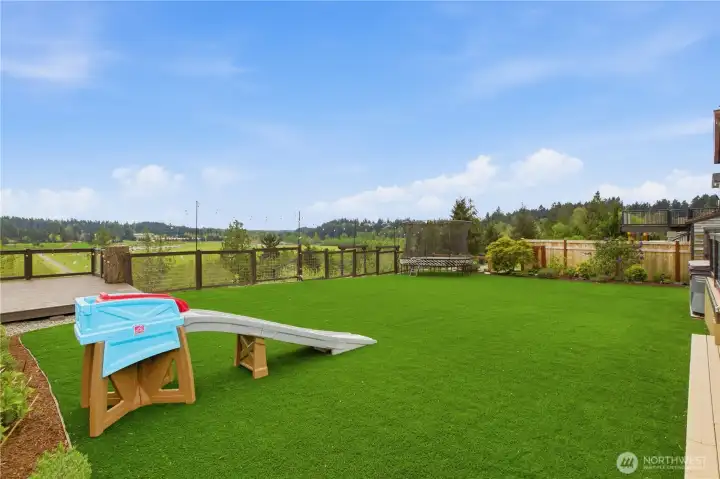 Second smaller deck positioned for the view!