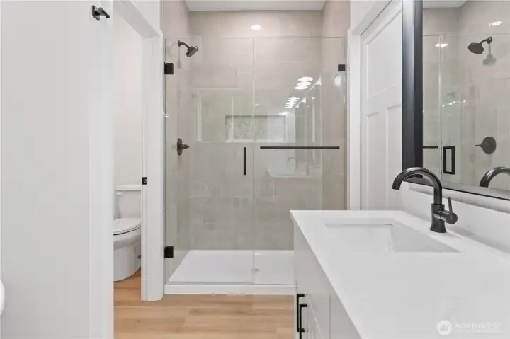 Glass shower