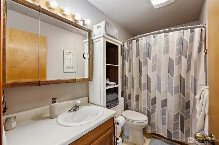 Upper Bathroom