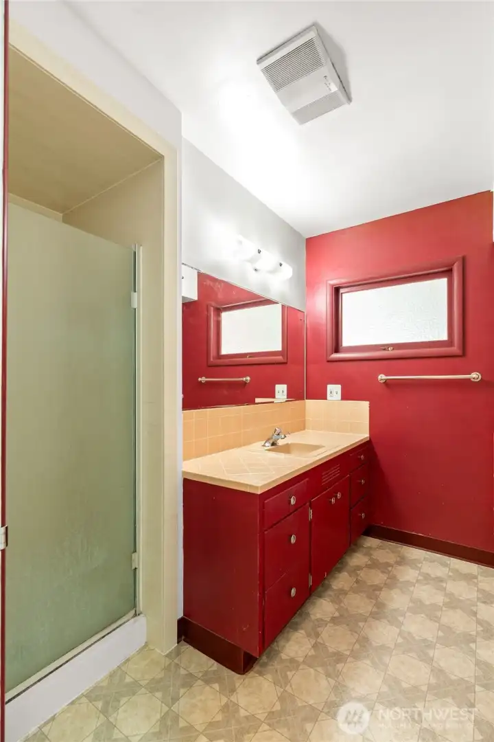 Main - bathroom Main - bathroom