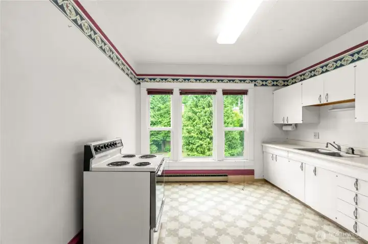 Upstairs - kitchen Upstairs - kitchen