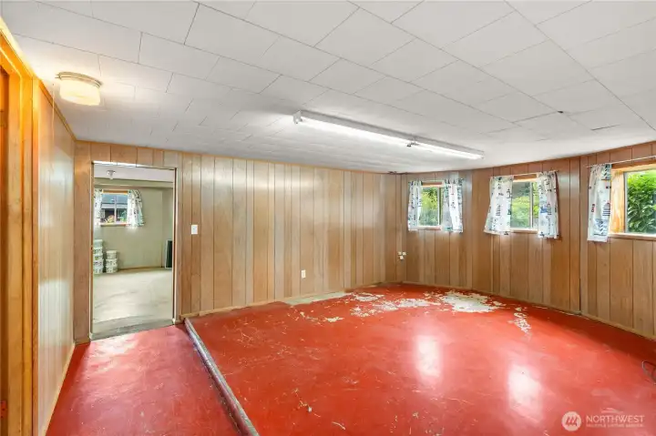 Basement - open area Basement - open area