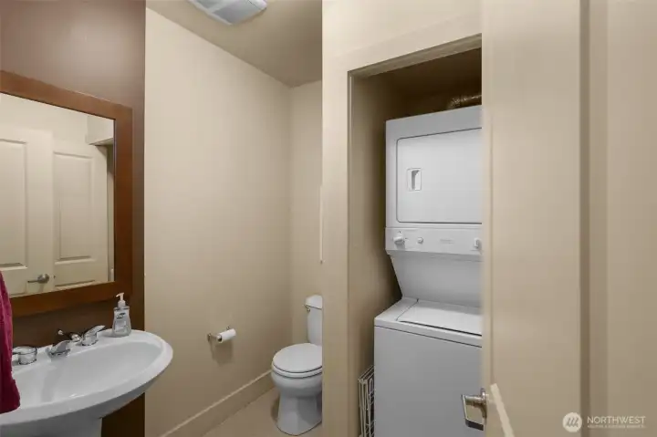 In-unit laundry! In-unit laundry!