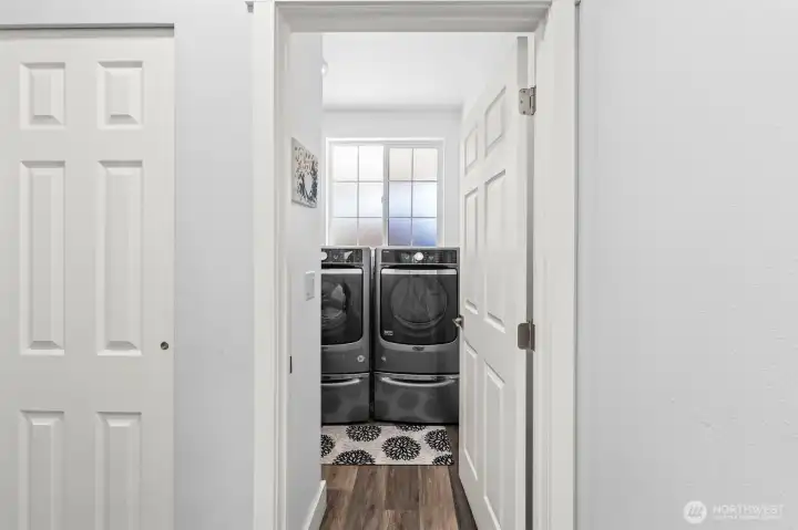 Utility Room with utility sink