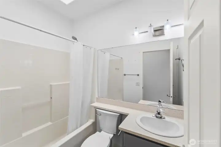 Hallway Full Bathroom