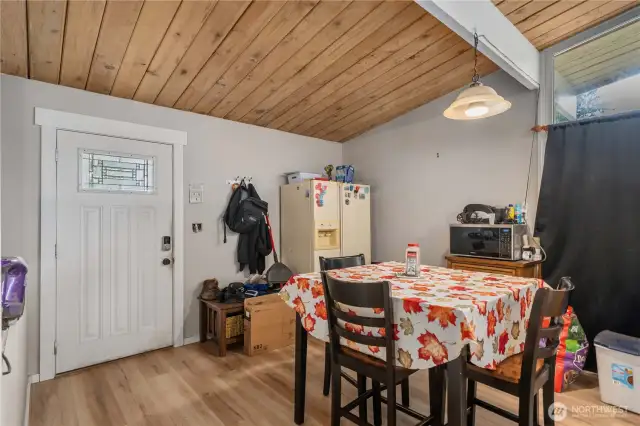 Dining room.