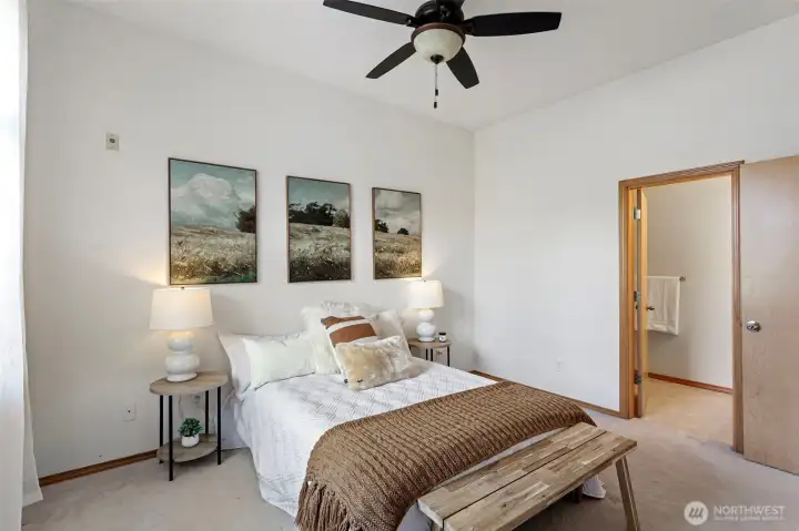 Walk in closet and en-suite bathroom