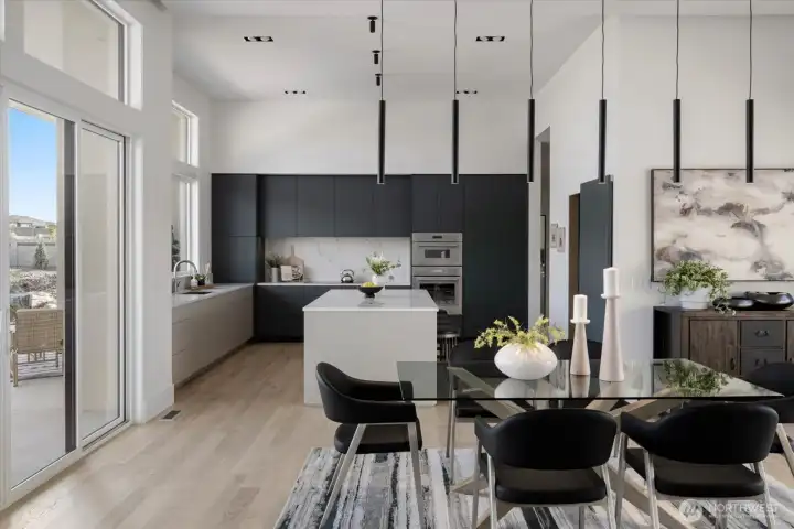 Dining/Kitchen
