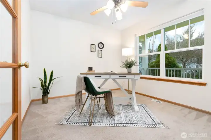 3rd bedroom or office space near front entry.