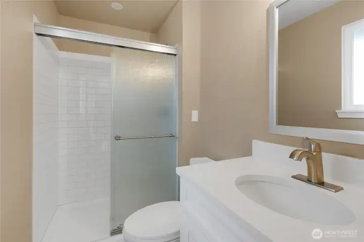 Primary bed bathroom