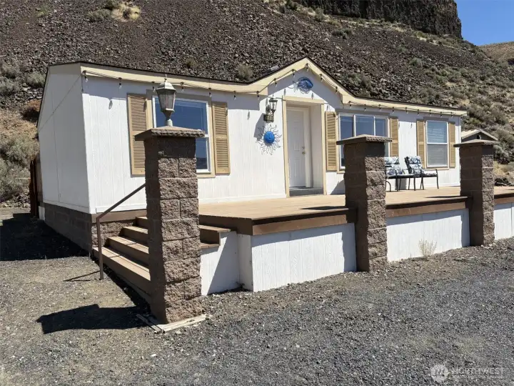 Front of home, big Trex deck