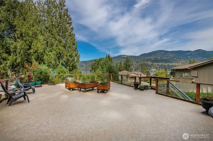 Even views of Lake Whatcom.