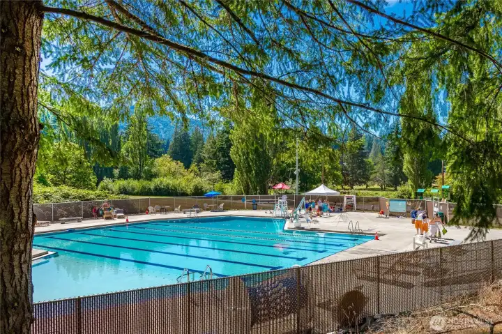 Even a pool!