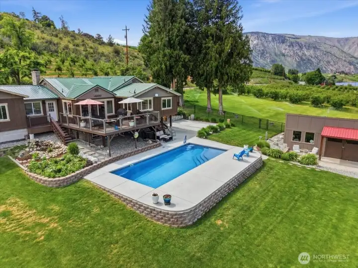 Drone photo of outdoor setting