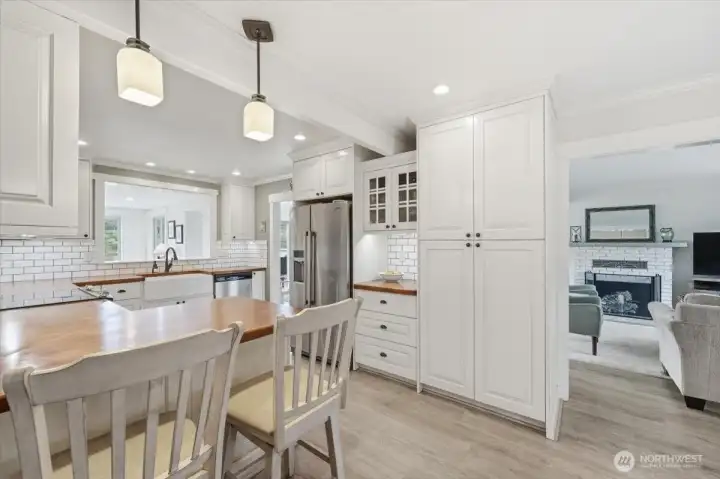 Kitchen with bar seating