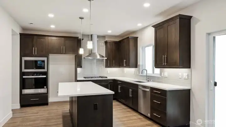 Photos are for representation only.  Features, colors and selections may differ from photograph. See site agent for details.