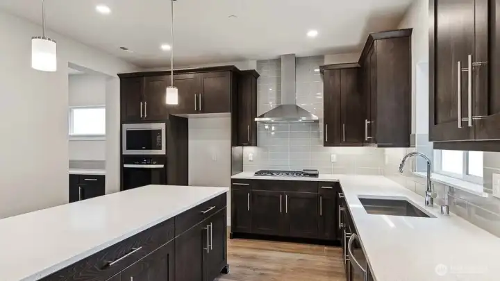 Photos are for representation only.  Features, colors and selections may differ from photograph. See site agent for details.