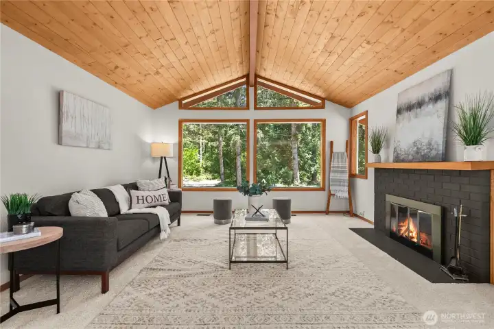Upper floor living room