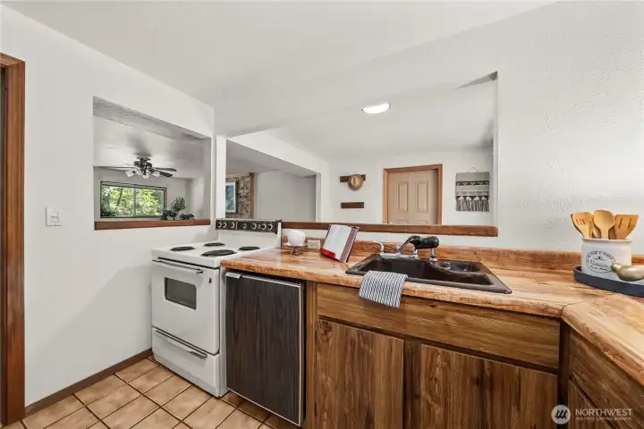 lower level living area