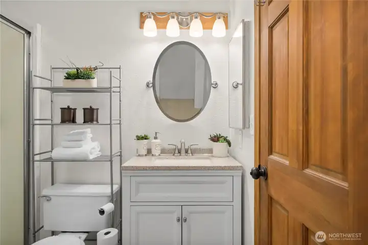 lower level full bath