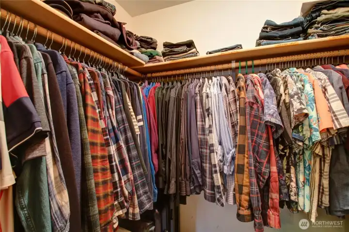 Walk-in closet