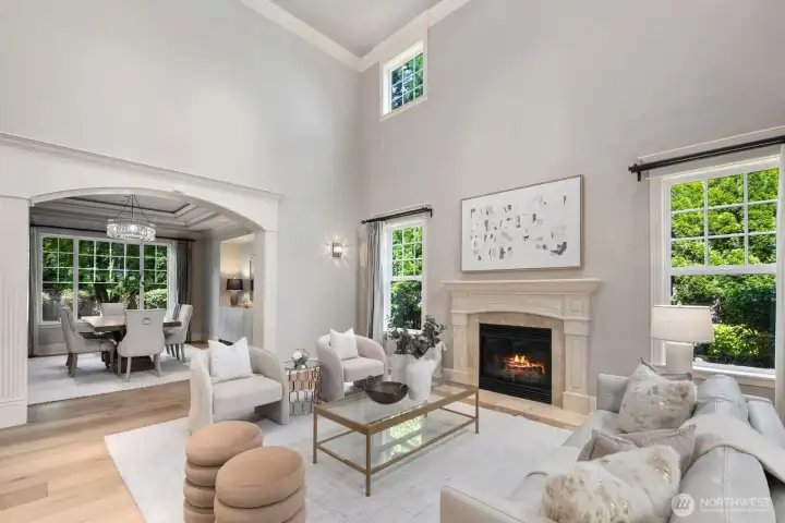 Light-filled living spaces designed for comfort and connection. Light-filled living spaces designed for comfort and connection.