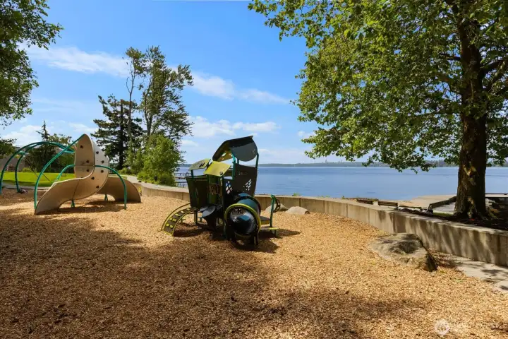 Waverly Park is close by offering beach access, swimming, a fishing pier, and playground. Waverly Park is close by offering beach access, swimming, a fishing pier, and playground.