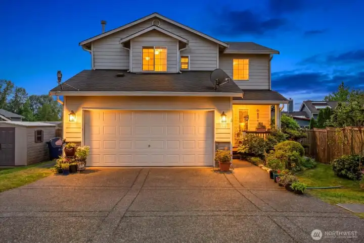Welcome Home  929 149th Pl SW, Lynnwood WA