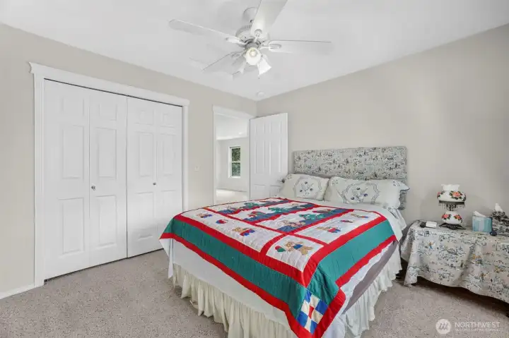 Upstairs bedroom #1, very spacious with ceiling fan and closet. Upstairs bedroom #1, very spacious with ceiling fan and closet.