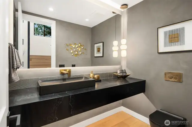 Main levle powder room