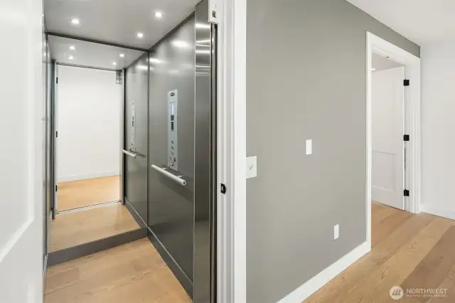 Spacious elevator!