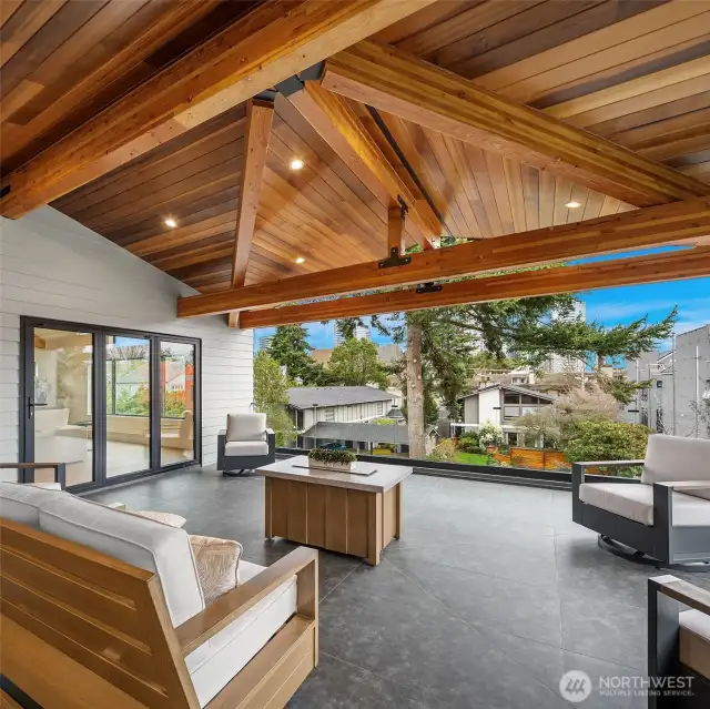 3rd level indoor/outdoor covered patio.