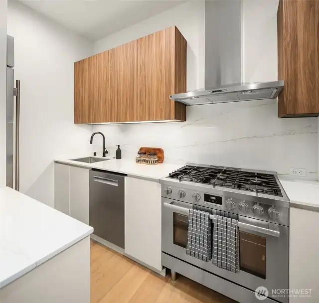 secondary kitchen.