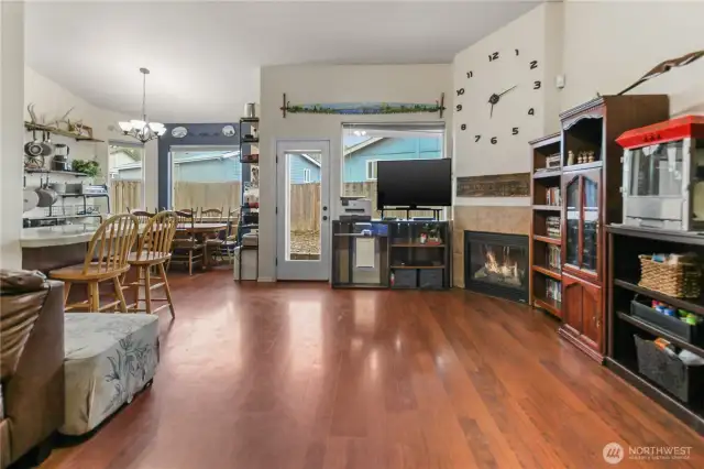 Living space with gas fireplace (has never been used by current owners!)