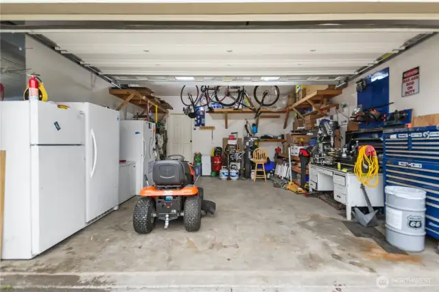 Garage.