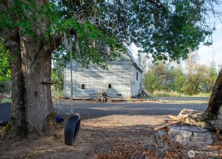 Play yard
