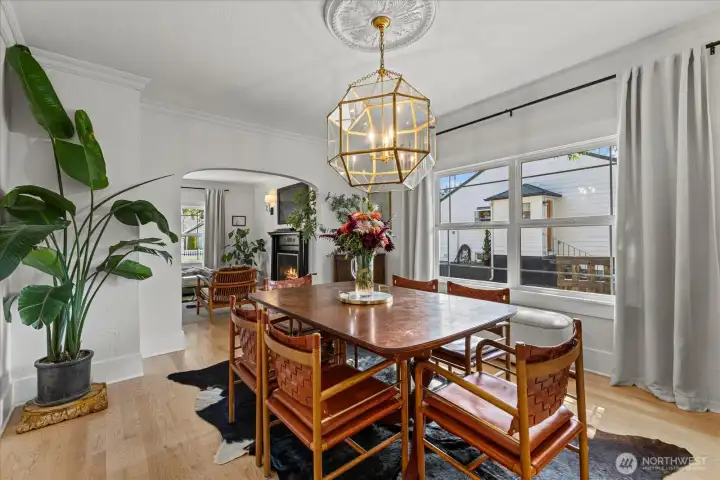 Open sightline from dining to living area